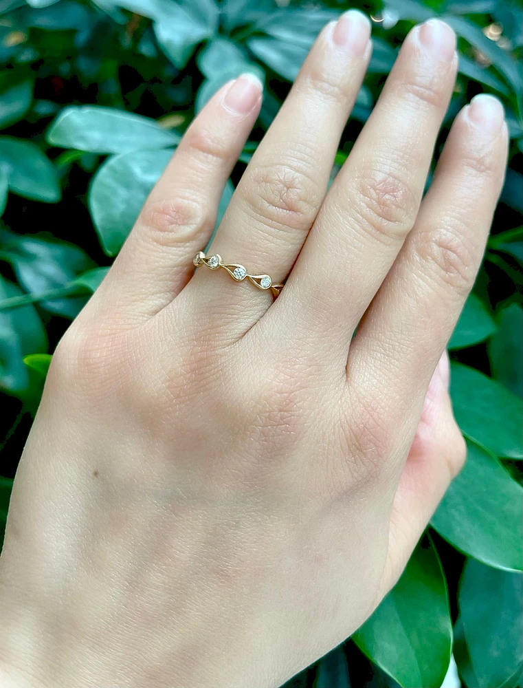 14K Yellow Gold 0.24cttw Canadian Diamond Ring - Size 7
