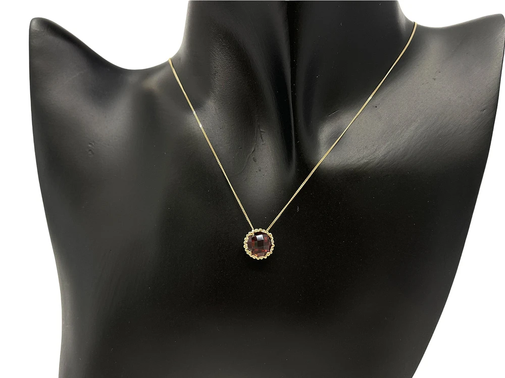 10K Yellow Gold 8mm - 2.50cttw Garnet Necklace - 18 Inches