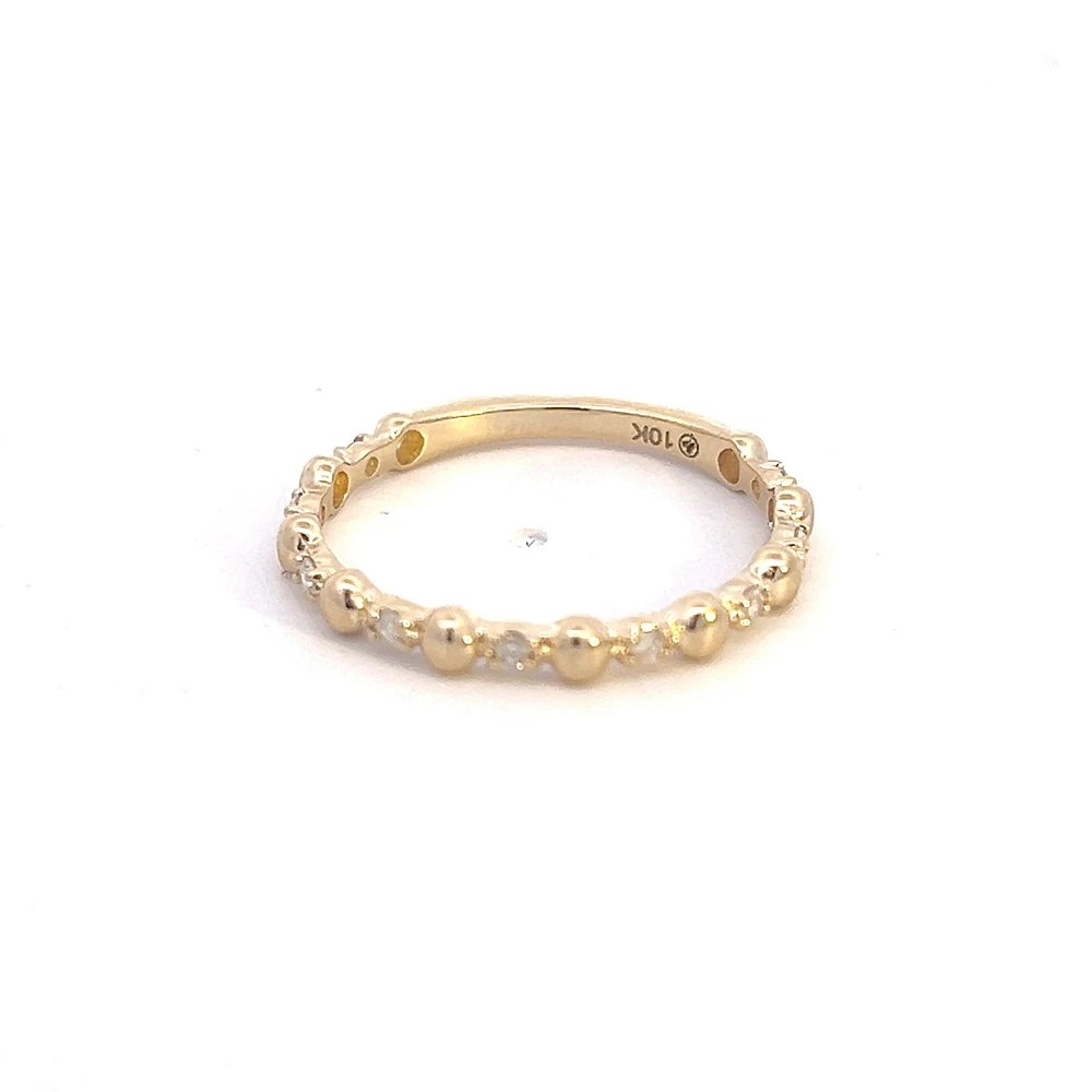 10K Yellow Gold 0.10cttw Diamond Ring, size 6.5