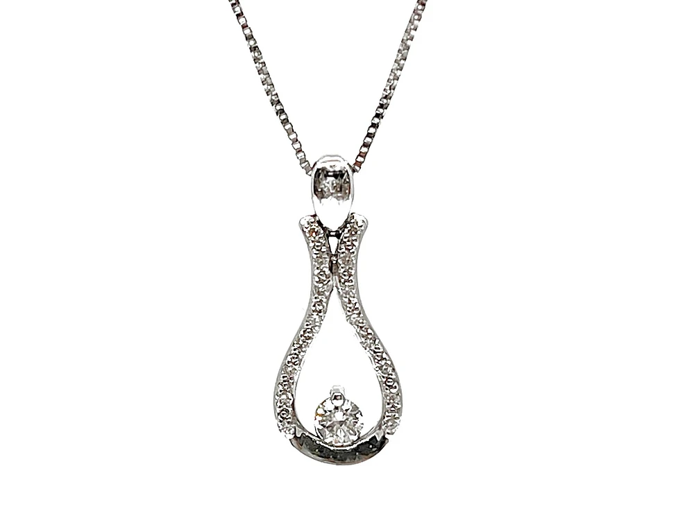 10K White Gold 0.20cttw Canadian Diamond Necklace, 18"