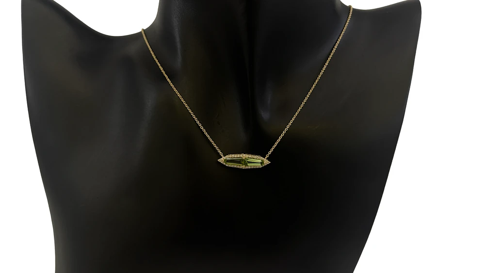 14K Yellow Gold 1.14cttw Peridot and 0.18cttw Diamond Necklace - 18 Inches