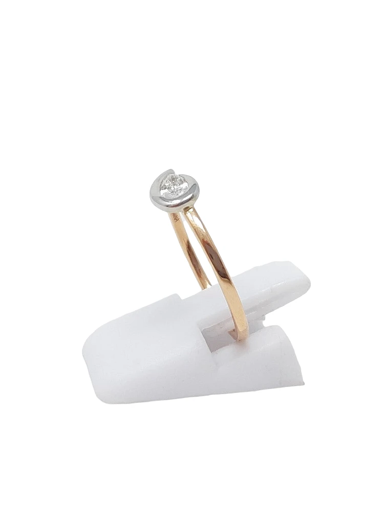 10K White & Rose Gold 0.20cttw Pear Cut Diamond Ring, size 6.5
