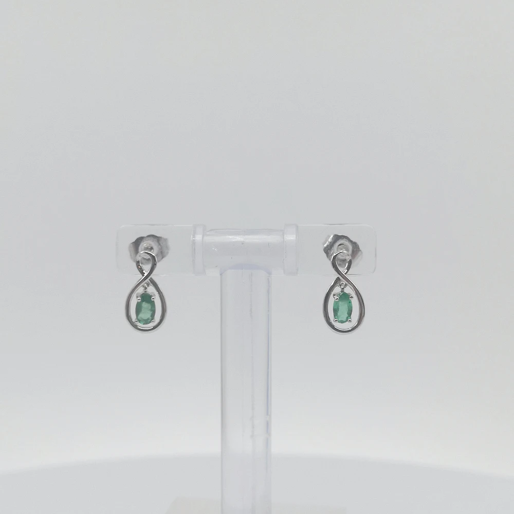 10K White Gold Oval Cut Emerald Stud Earrings