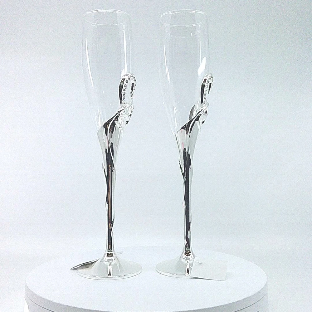 Double Heart Champagne Flutes
