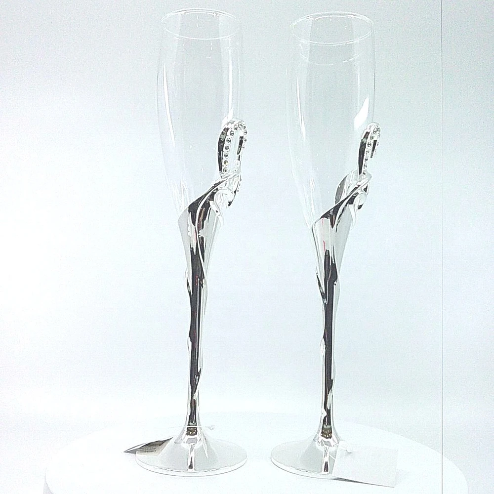Double Heart Champagne Flutes