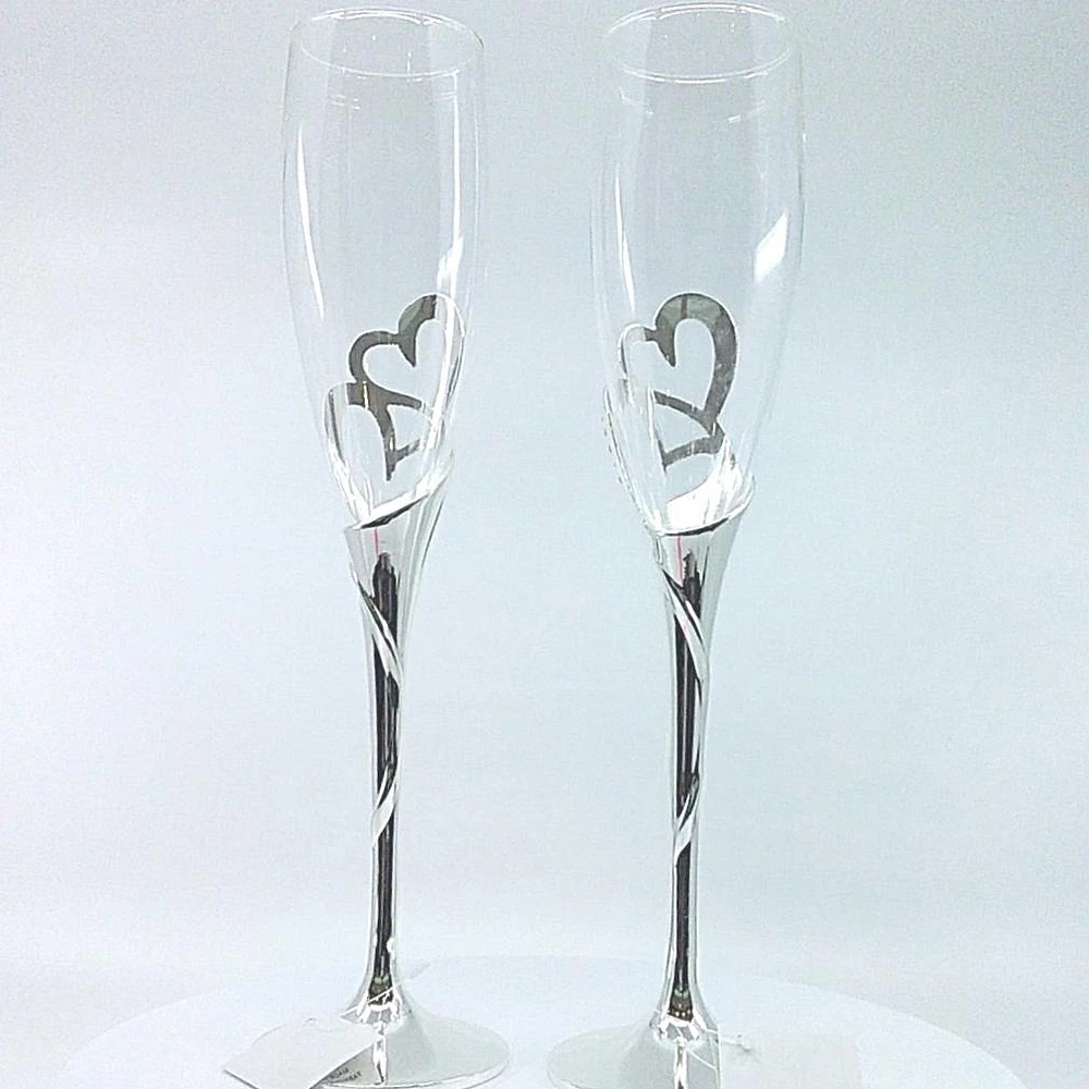 Double Heart Champagne Flutes