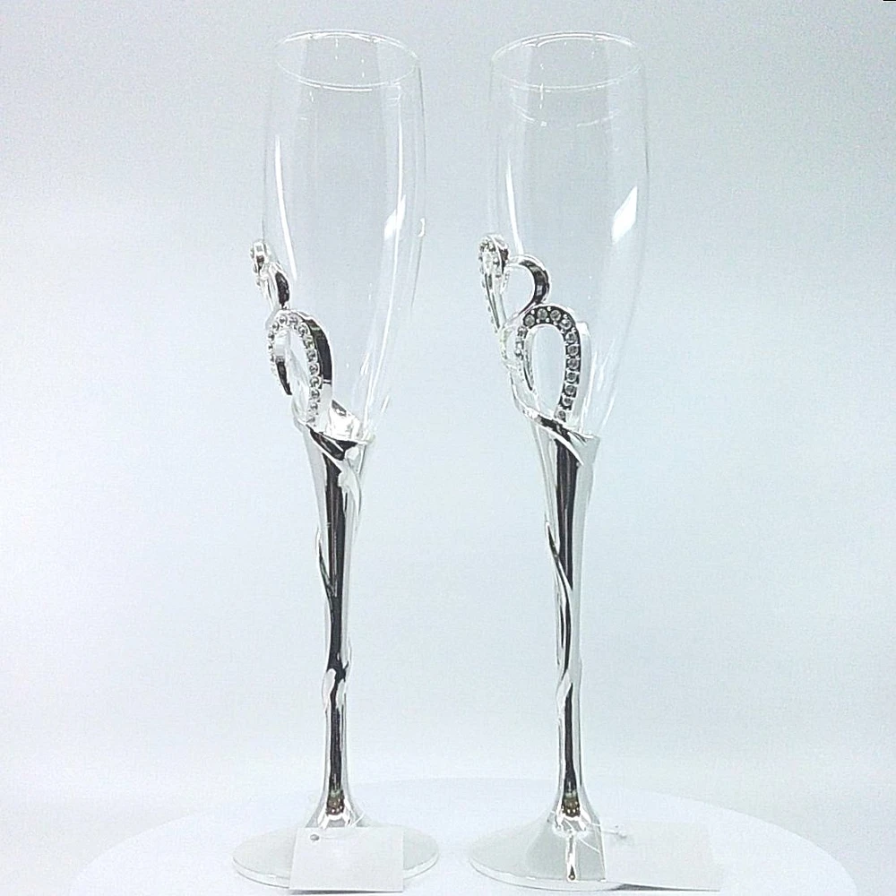 Double Heart Champagne Flutes