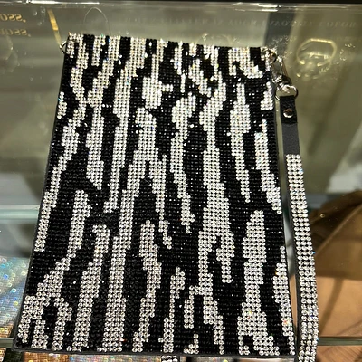 Local Fashion Unique Bling Cell Phone Purse