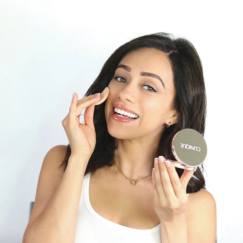 Stay-Matte Sheer Pressed Powder