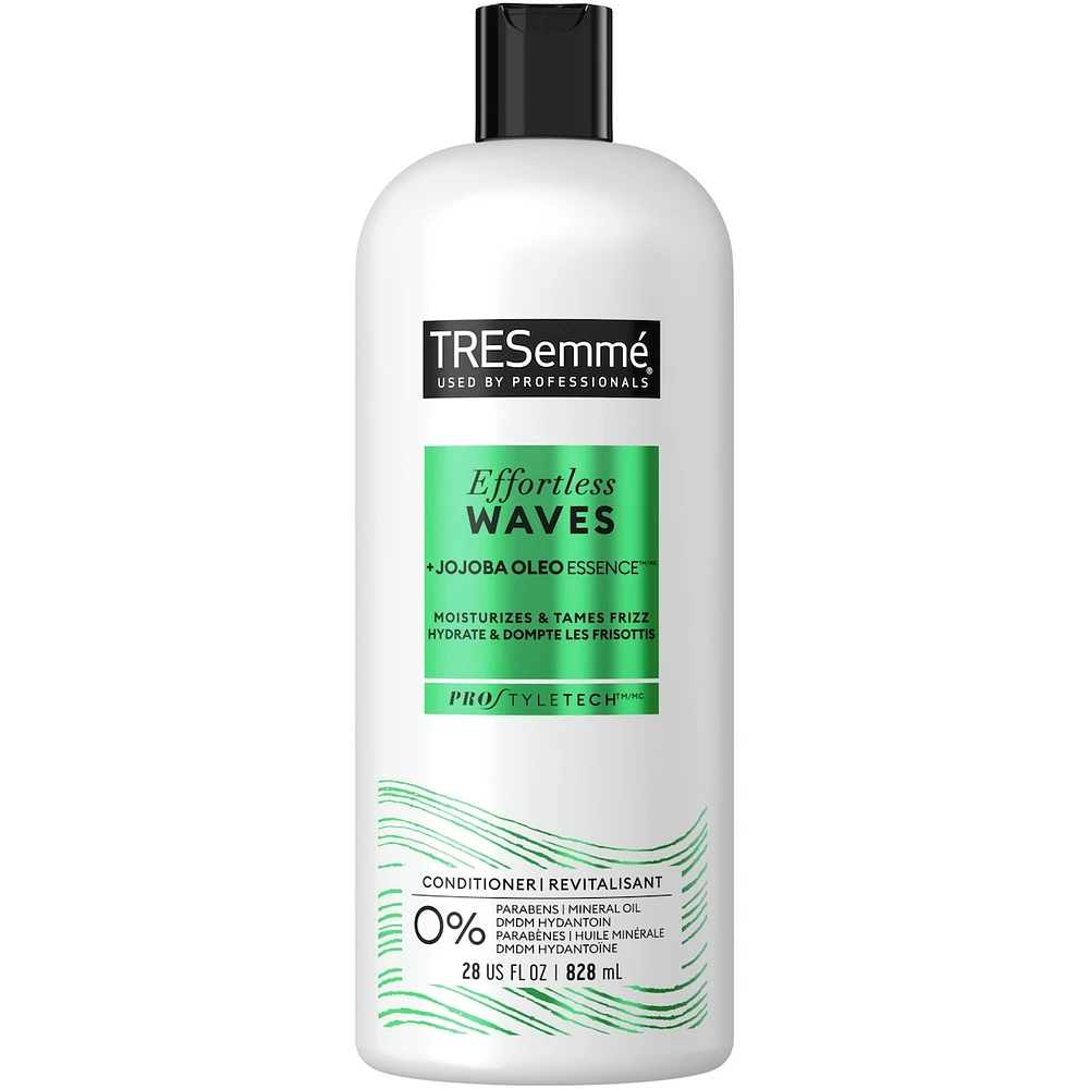 Effortless Waves Conditioner for frizz-free and moisturized hair + Jojoba Oleo Essence formulated with Pro Style Technology™ 828 ml