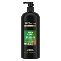 TRESemmé Flawless Curls Shampoo for curly hair + Coconut Essence formulated with Pro Style Technology™ 828mL