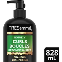TRESemmé Flawless Curls Shampoo for curly hair + Coconut Essence formulated with Pro Style Technology™ 828mL
