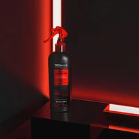 Leave-in Heat Protection Spray for silky, smooth hair Protecting Heat + anti-frizz and breakage protection
