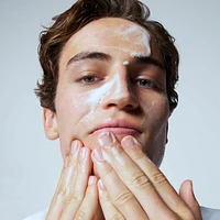 Clear LS Pore Purifying Face Wash