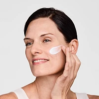DayWear Moisturizer Multi-Protection Anti-Oxidant 24H‑Moisture Creme SPF 15