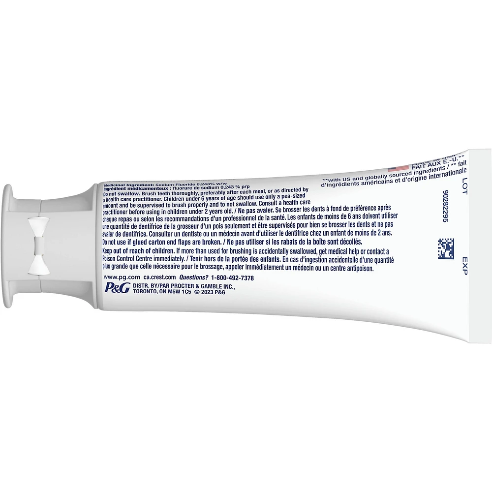 Crest 3D White Advanced Glamorous White, Teeth Whitening Toothpaste, 70 ml