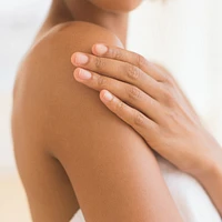 Indulgent Moisture Body Wash Infused with Vitamin B3
