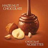 Chocolat au lait et éclats de noisettes fourré de fondant onctueux noisettes