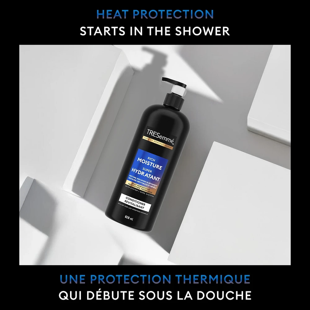 Revitalisant pour cheveux secs et abîmés TRESemmé Super Hydratant avec vitamine E 828 ml