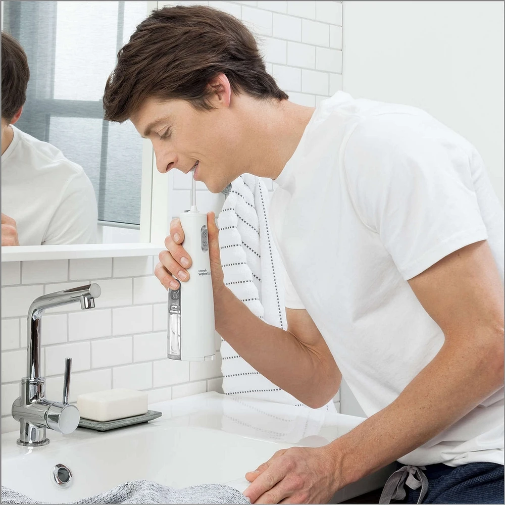 WATER FLSR WTR CRDLS BAT WH