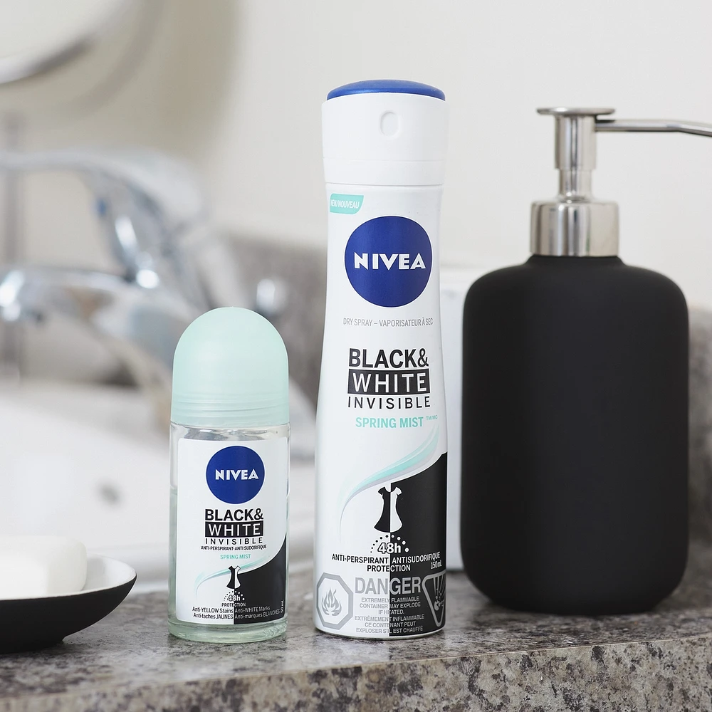 NIVEA Black & White Invisible Spring Mist Anti-Perspirant Roll-On