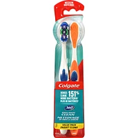 Paquet écono de 2 brosses à dents moyennes Colgate 360