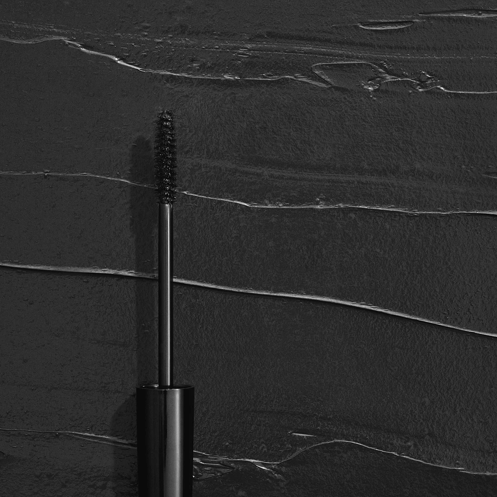 24hrs Glam Intense Volume and Lenghtening Water-Resistant Mascara