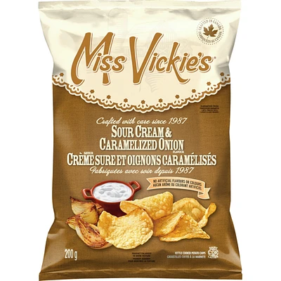 Sour Cream & Caramelized Onion flavour kettle cooked potato chips 200g