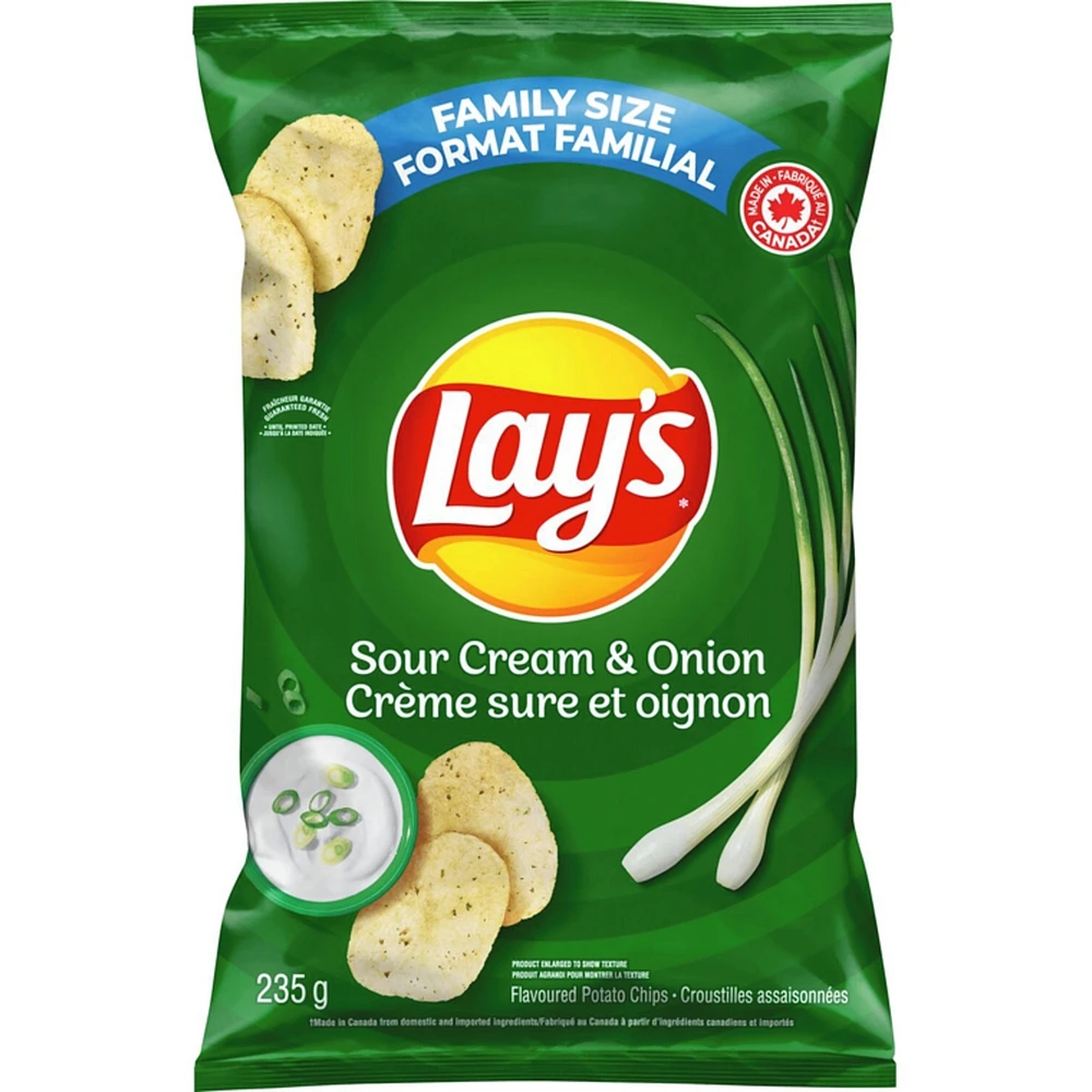 Sour Cream & Onion flavoured potato chips