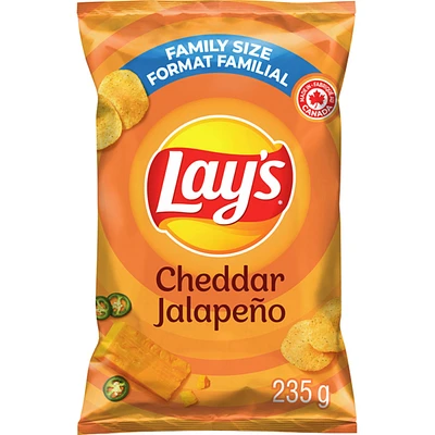 Cheddar Jalapeño flavoured potato chips