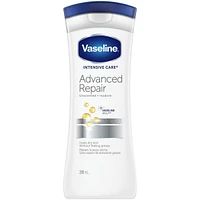 Vaseline Intensive Care Body Lotion for sensitive and dry skin Advanced Repair unscented, moisturizing body cream 600 ml