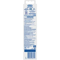 Oral-B Kid's Battery Toothbrush featuring Marvel's Spiderman, Soft Bristles, for Kids 3+