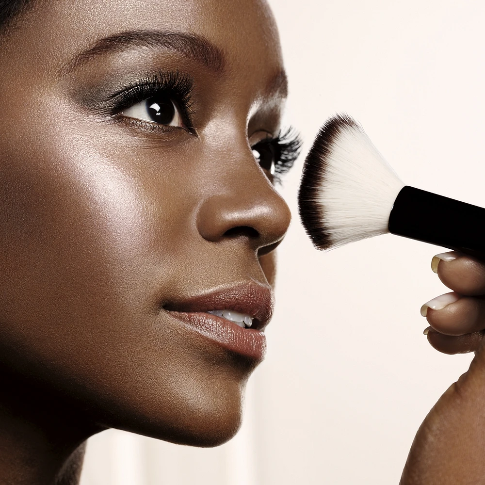 True Match Lumi Shimmerista Highlighter