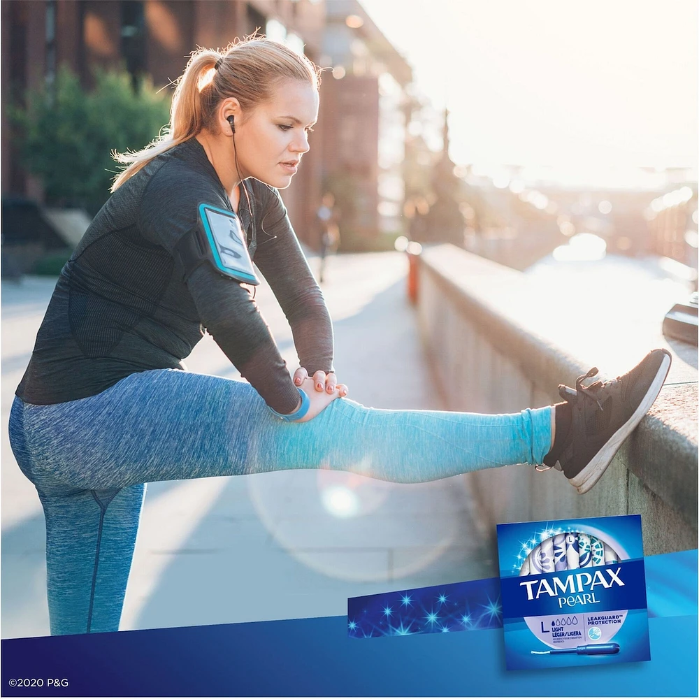 Tampax Pearl Tampons, Light Absorbency with LeakGuard Braid, Unscented, 36 Count