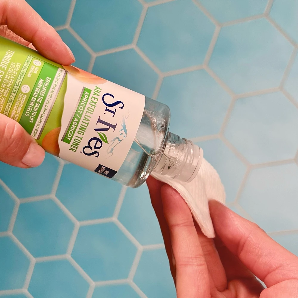 Apricot AHA Exfoliating Toner