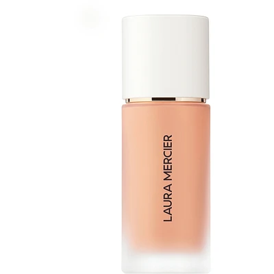 Real Flawless Weightless Perfecting Foundation
