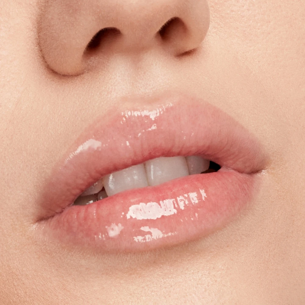 utmost importance plumping lipgloss