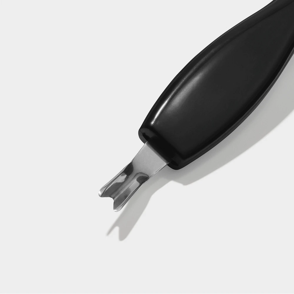 Cuticle Trimmer with Cap