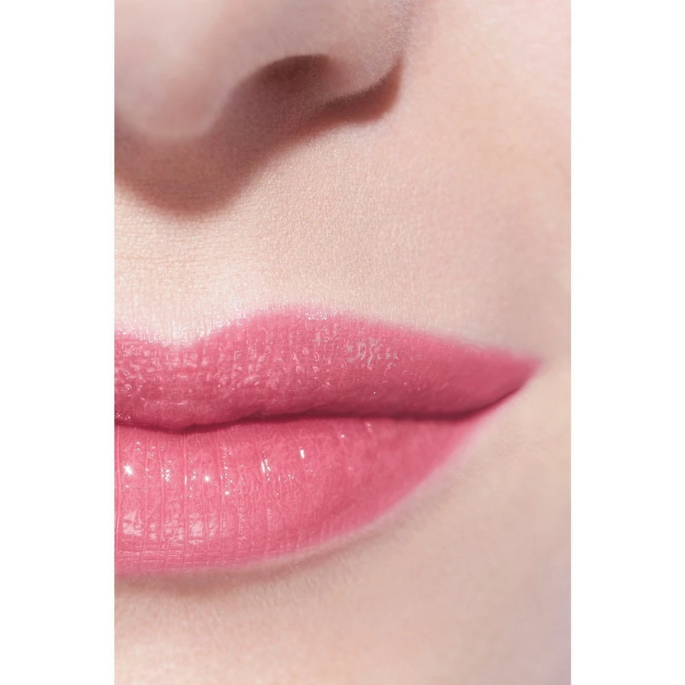 Rouge Coco Baume - Shine Hydrating Beautifying Tinted Lip Balm Buildable Colour
