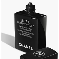 Blurring Smooth-effect Foundation. Velvet Matte Finish.