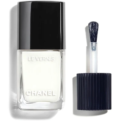 LE VERNIS