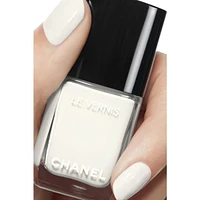 LE VERNIS