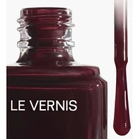 LE VERNIS