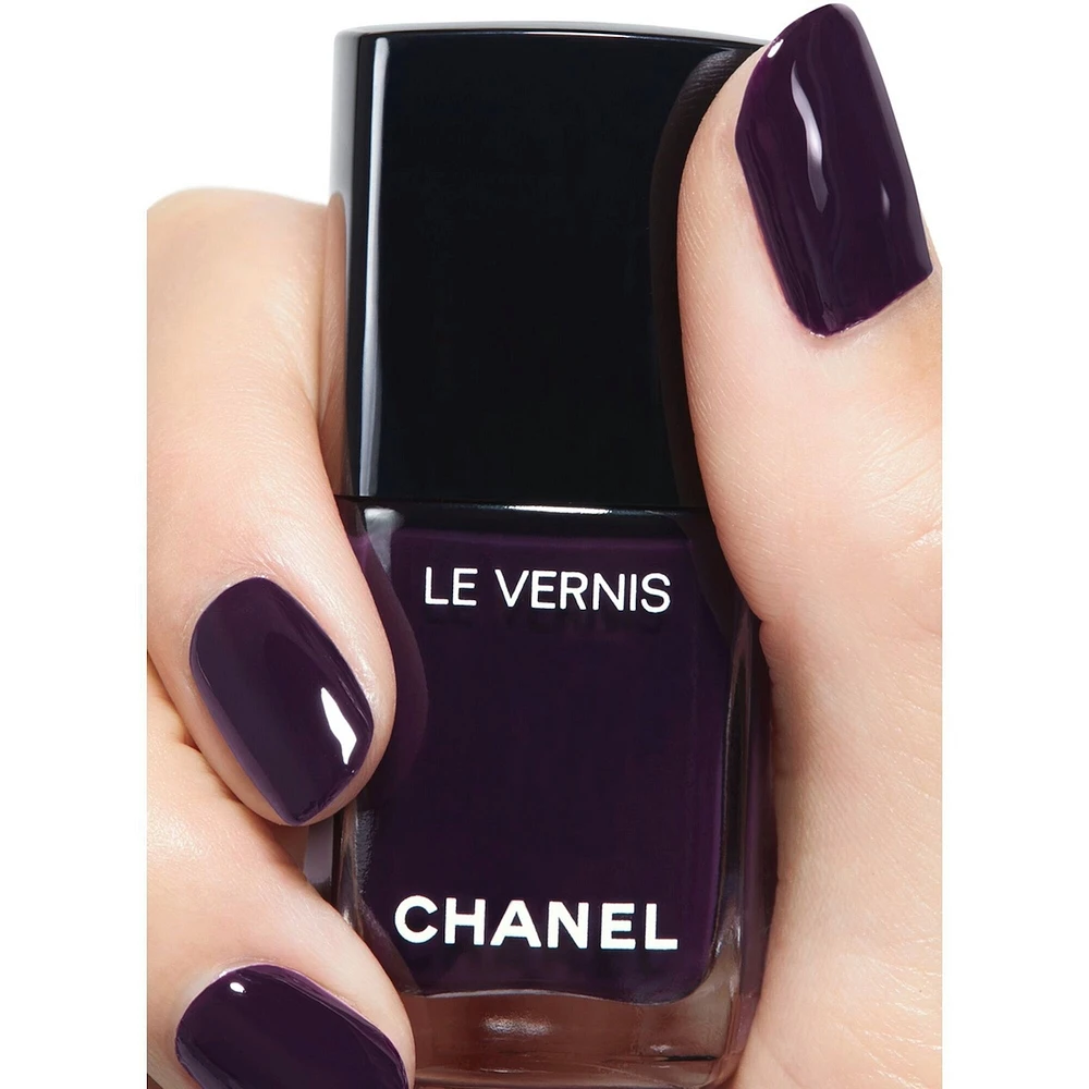 Nail Colour