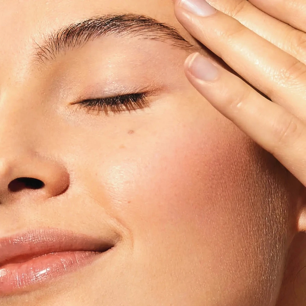 Glow-Boosting Serum with vitamin [C], Prodigieuse® Boost