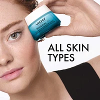 Minéral 89 72H Moisture Boosting Light Cream