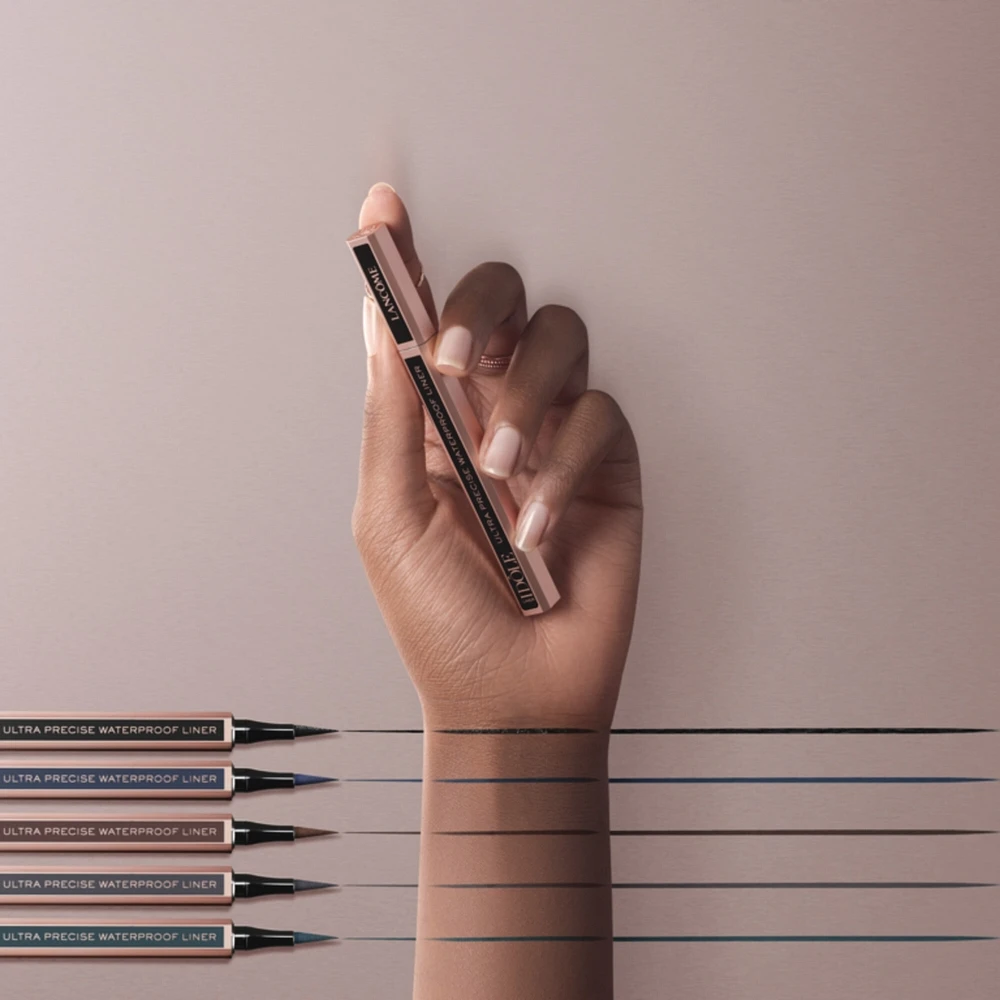 Lash Idôle Non-clumping mascara for fanned out, volumized lashes up to 24hr