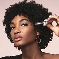 Lash Idôle Non-clumping mascara for fanned out, volumized lashes up to 24hr