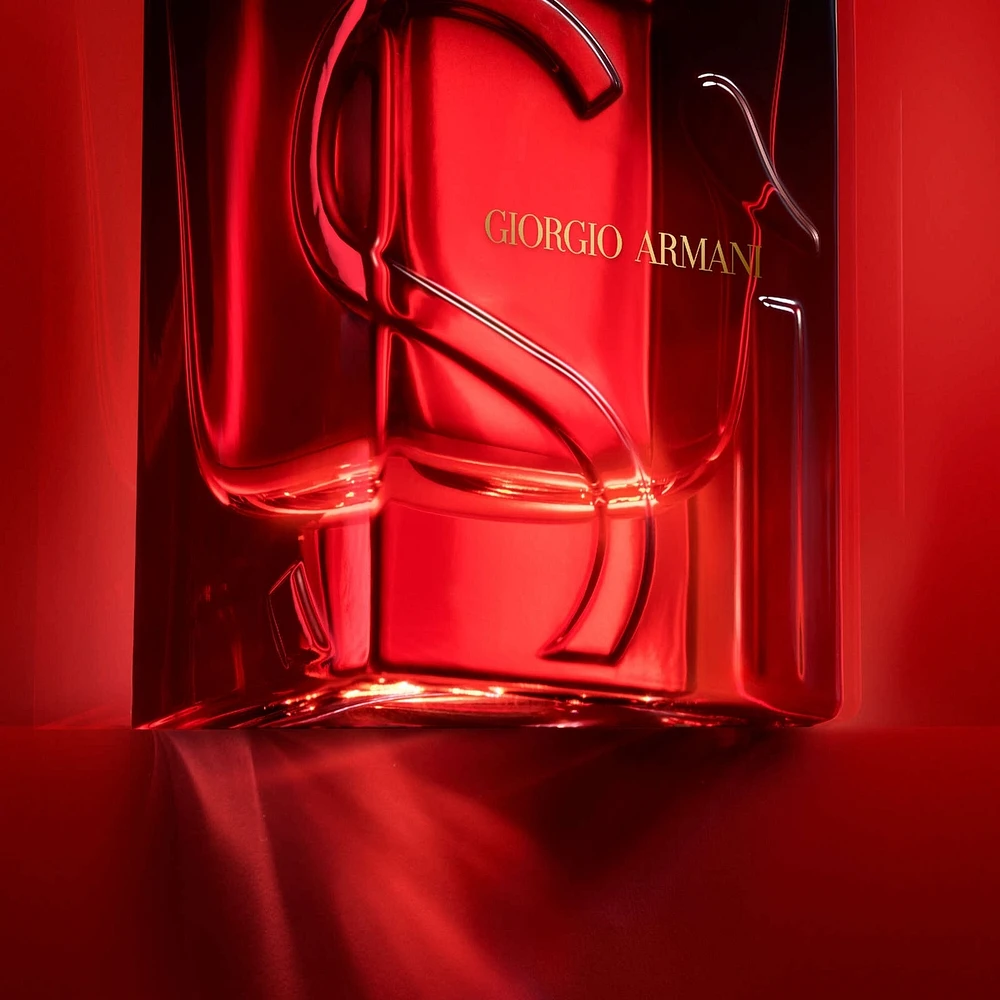 Sì Passione Eau De Parfum Intense Woody Fragrance
