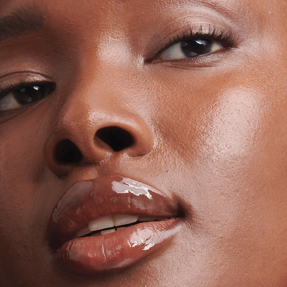 Prisma Glass Shiny Hydrating Lip Gloss